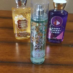 Bath and Body works warm vanilla sugar shower gel